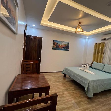 Rich-Vania Suites General Luna  Kültér fotó