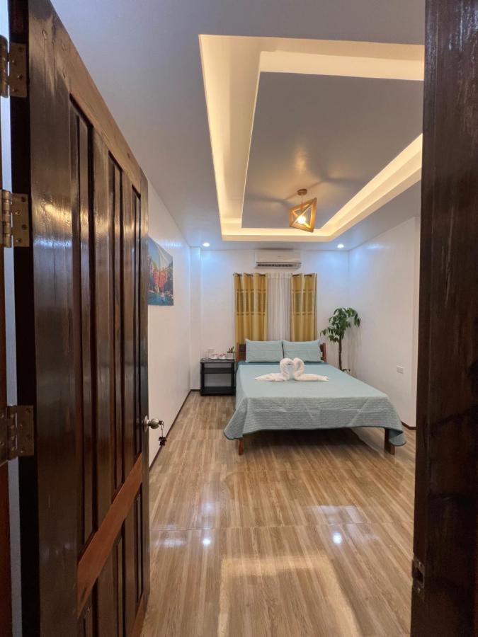 Rich-Vania Suites General Luna  Kültér fotó