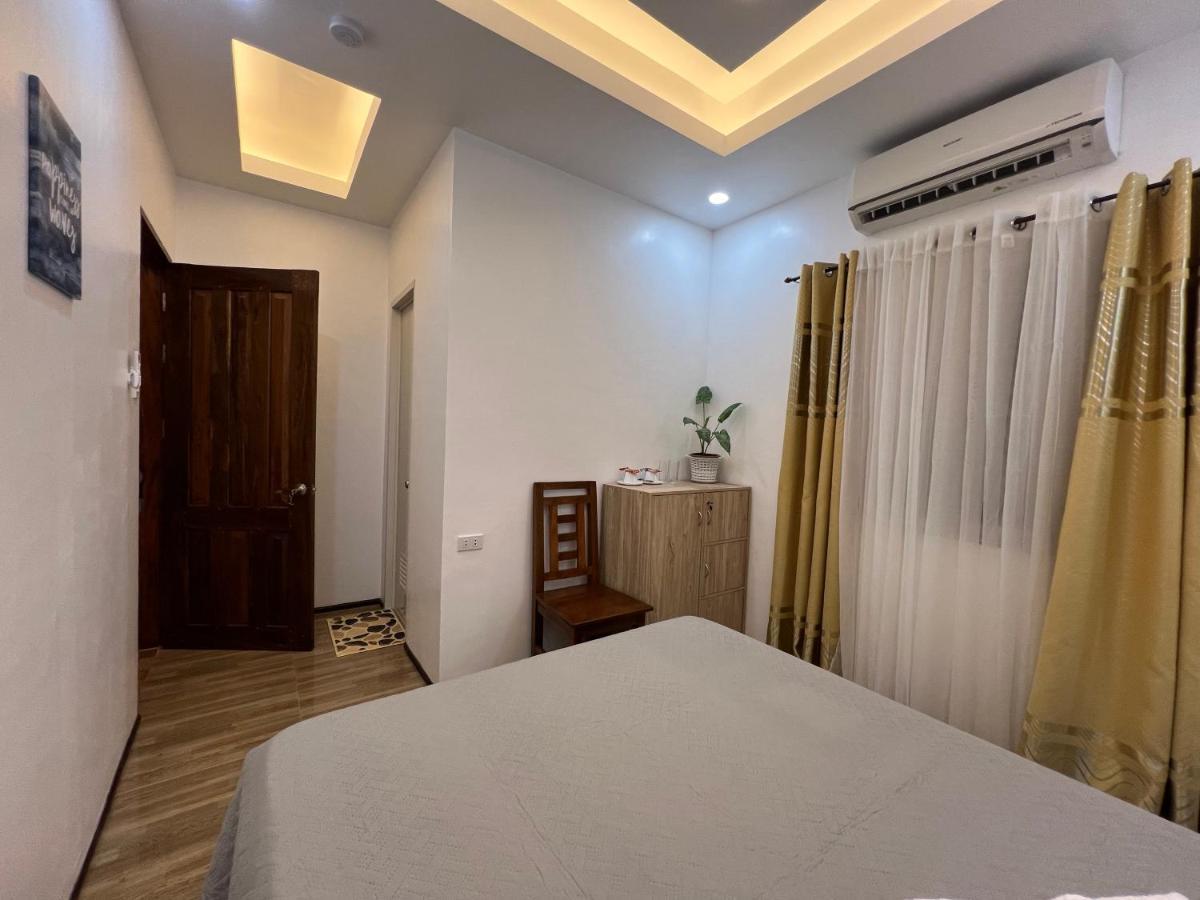 Rich-Vania Suites General Luna  Kültér fotó