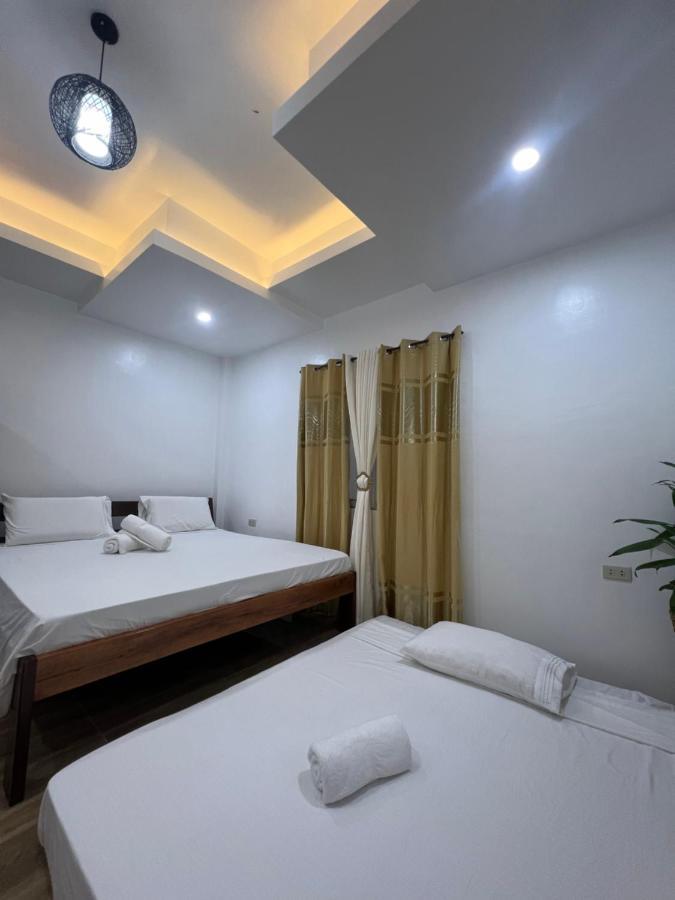 Rich-Vania Suites General Luna  Kültér fotó